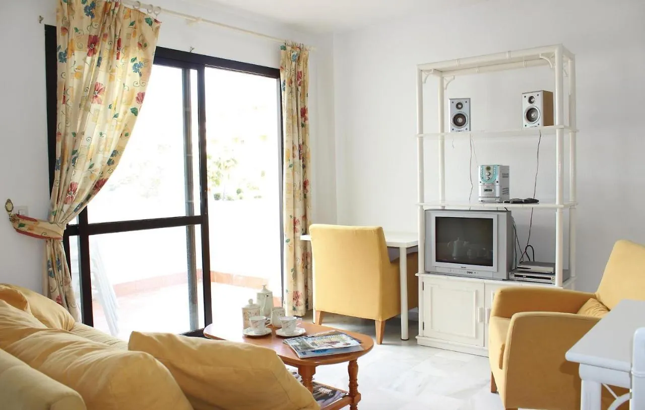 Stunning Apartment In Estepona With Wifi 0*,  スペイン